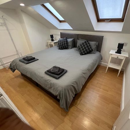 Cosy Penthouse Suite Happily Sleeps Up To Five ฮาลิแฟกซ์ ภายนอก รูปภาพ